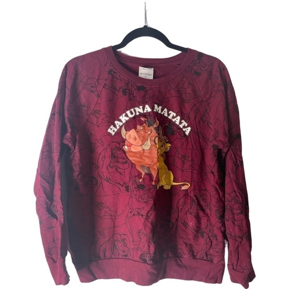 Disney Tops - 𝅺DISNEY Hakuna Matata Grpahic Long Sleeve T-Shirt - M - Maroon